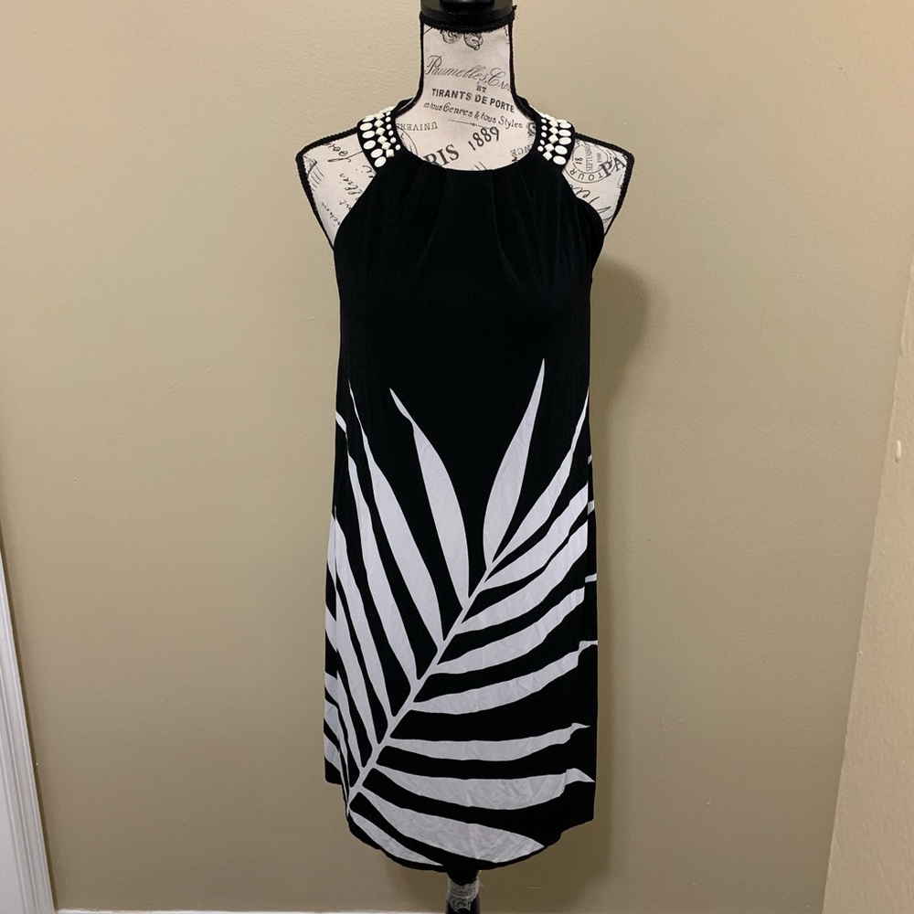 London Times Black & White Leaf Print Halter Dress